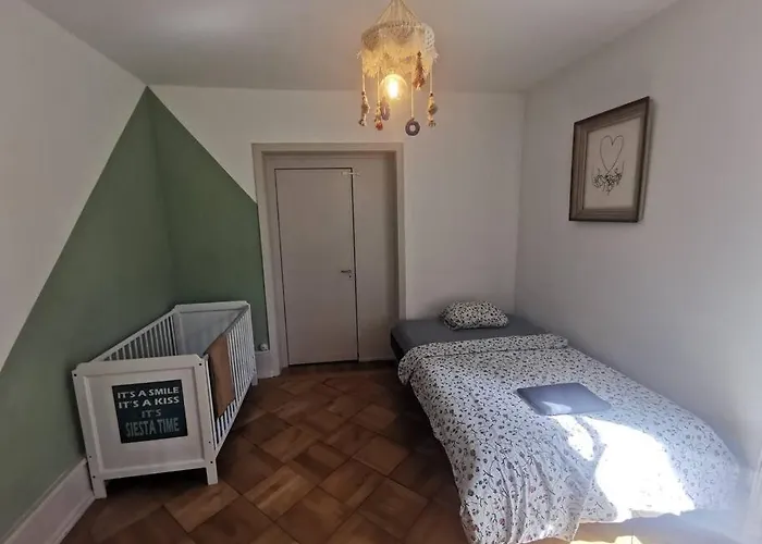 Beautiful Central Apartment